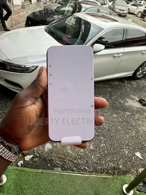 Apple iPhone 16 128 GB Pink