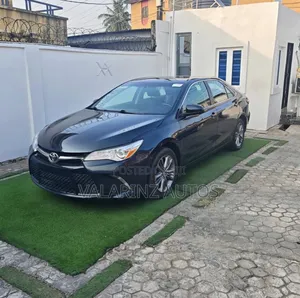 Toyota Camry LE 4dr Sedan (2.5L 4cyl 6A) 2017 Gray