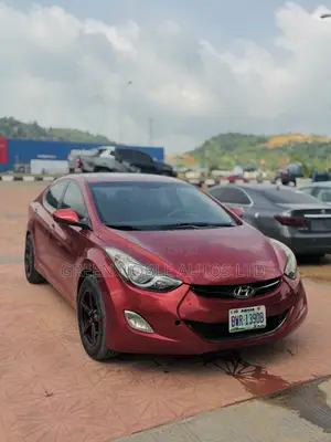 Hyundai Elantra Limited Sedan FWD (1.8L 4cyl 6A) 2013 Red
