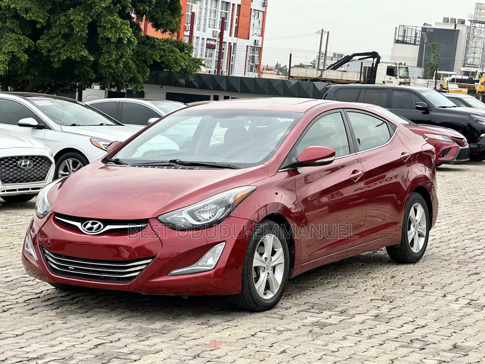 Hyundai Elantra 2016 Red