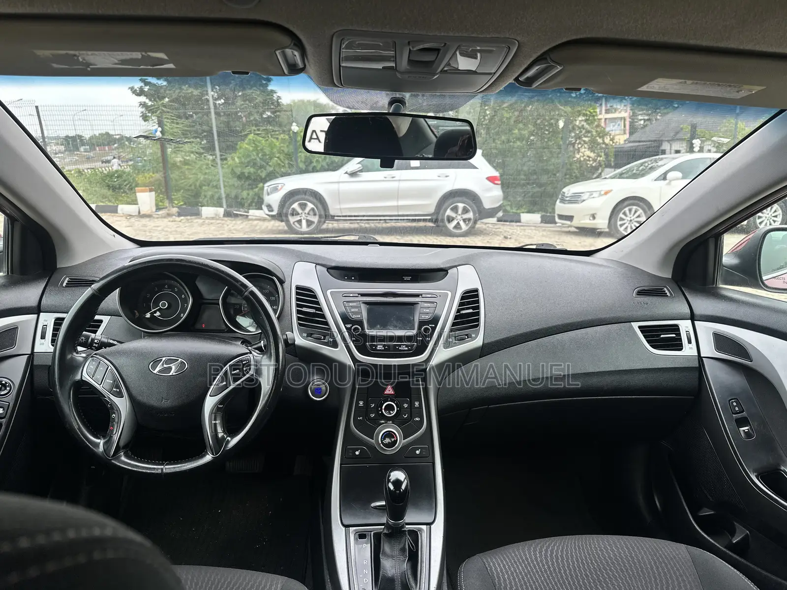 Hyundai Elantra 2016 Red