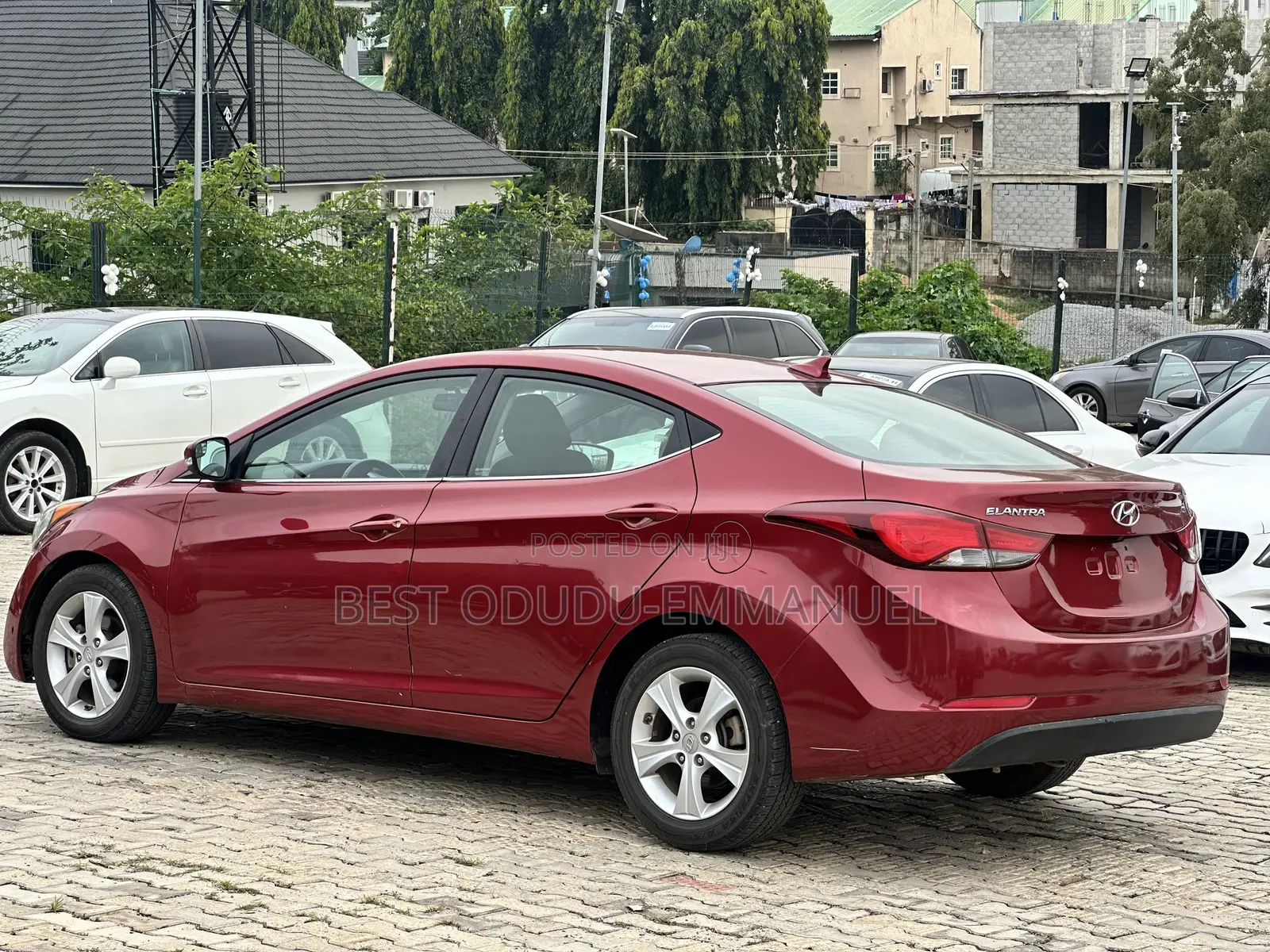 Hyundai Elantra 2016 Red
