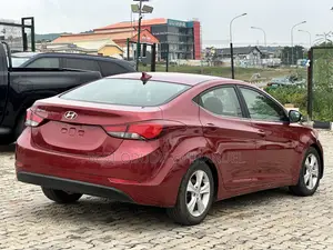 Hyundai Elantra 2016 Red