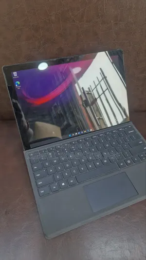 Laptop Microsoft Surface Pro 7+ 8GB Intel Core i5 SSD 256GB