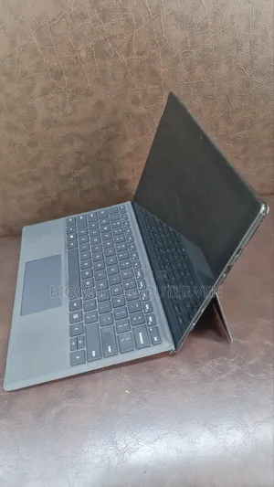 Laptop Microsoft Surface Pro 7+ 8GB Intel Core i5 SSD 256GB