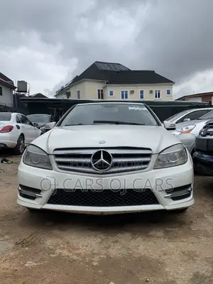 Mercedes-Benz C300 2010 White