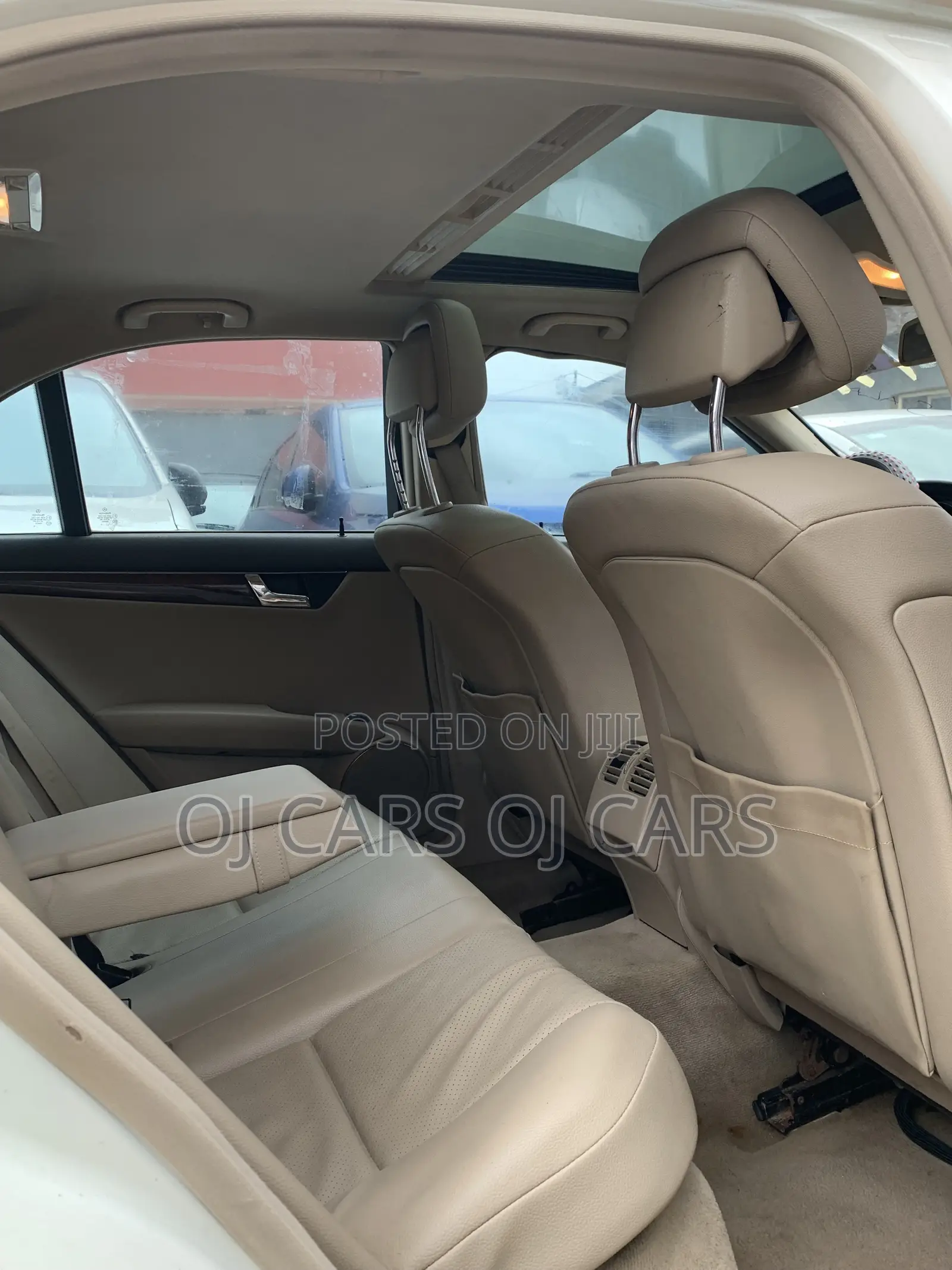 Mercedes-Benz C300 2010 White