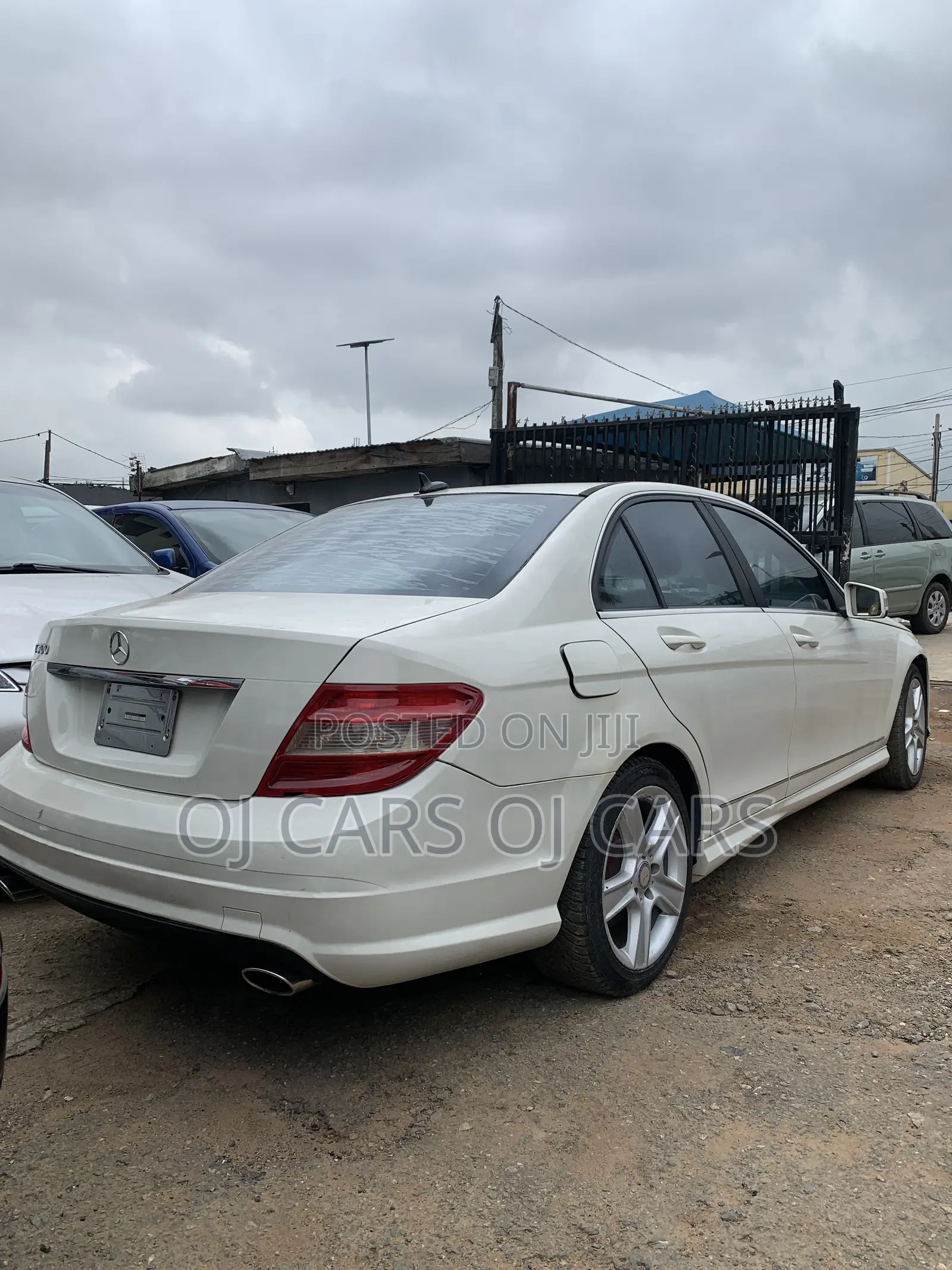 Mercedes-Benz C300 2010 White