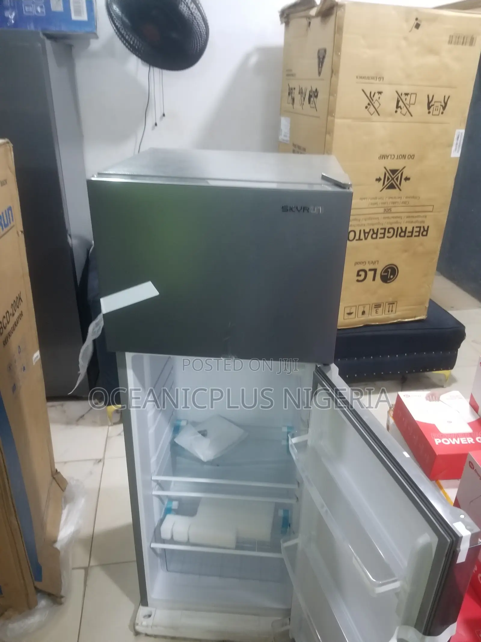 Skyrun BCD-200 Sleek Refrigerator