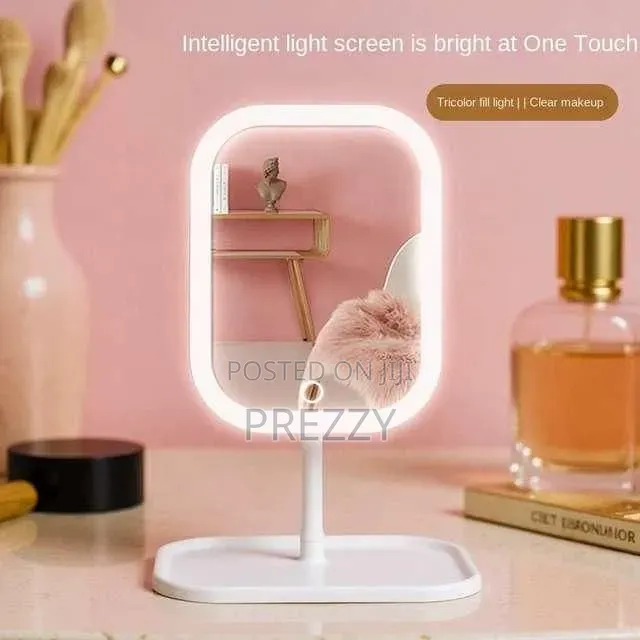 LumiGlam Mirror