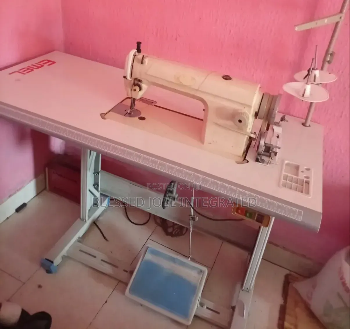 Industrial Sewing Machine Achine