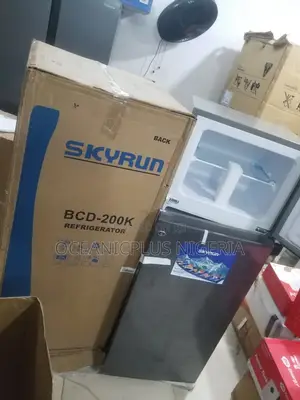 Skyrun BCD-200 Contemporary Fridge