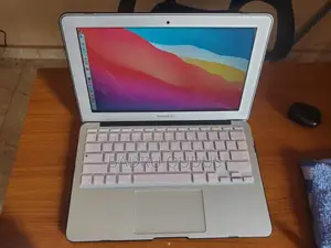 Laptop Apple MacBook 2014 4GB Intel Core i5 HDD 128GB