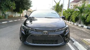 Toyota Corolla XLE 2020 Black