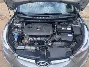 Hyundai Elantra Sport 4dr Sedan (2.0L 4cyl 6A) 2015 Burgundy