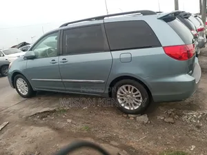 Toyota Sienna 2008 Blue