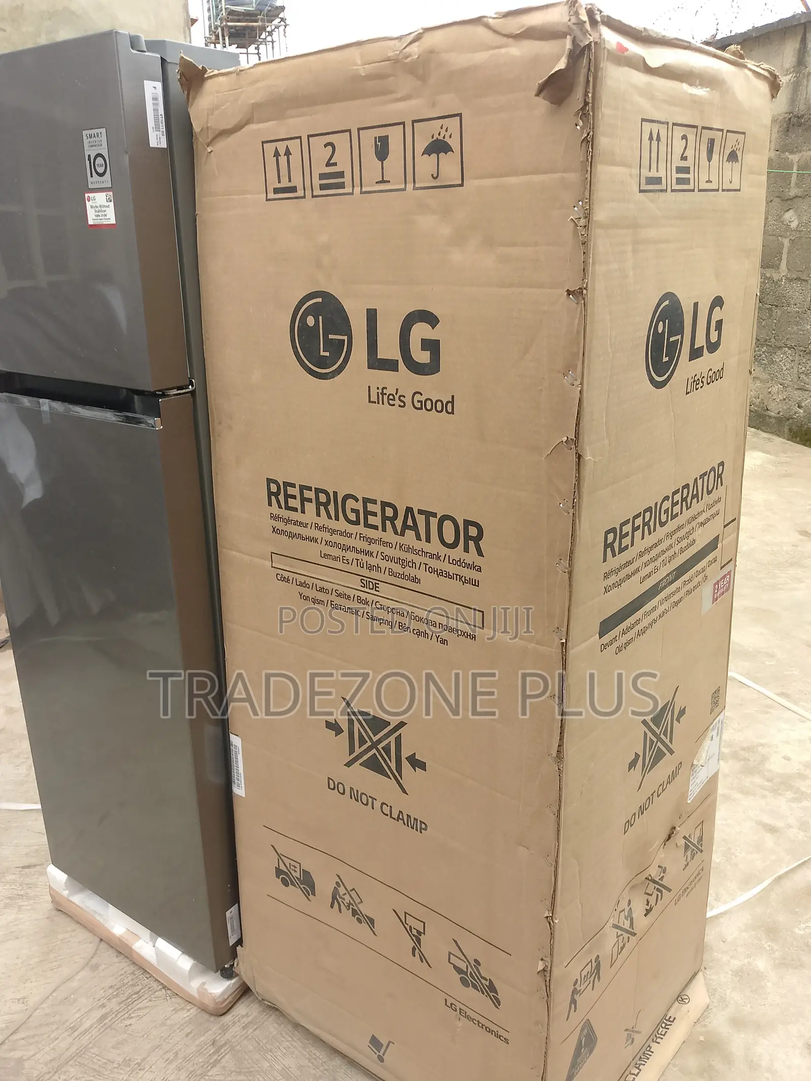 LG 287 Litres Refrigerator for Family Kitchen
