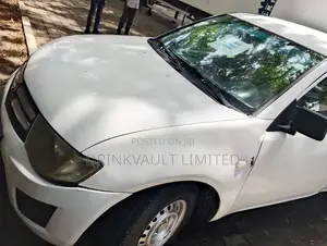 Mitsubishi L200 2010 White