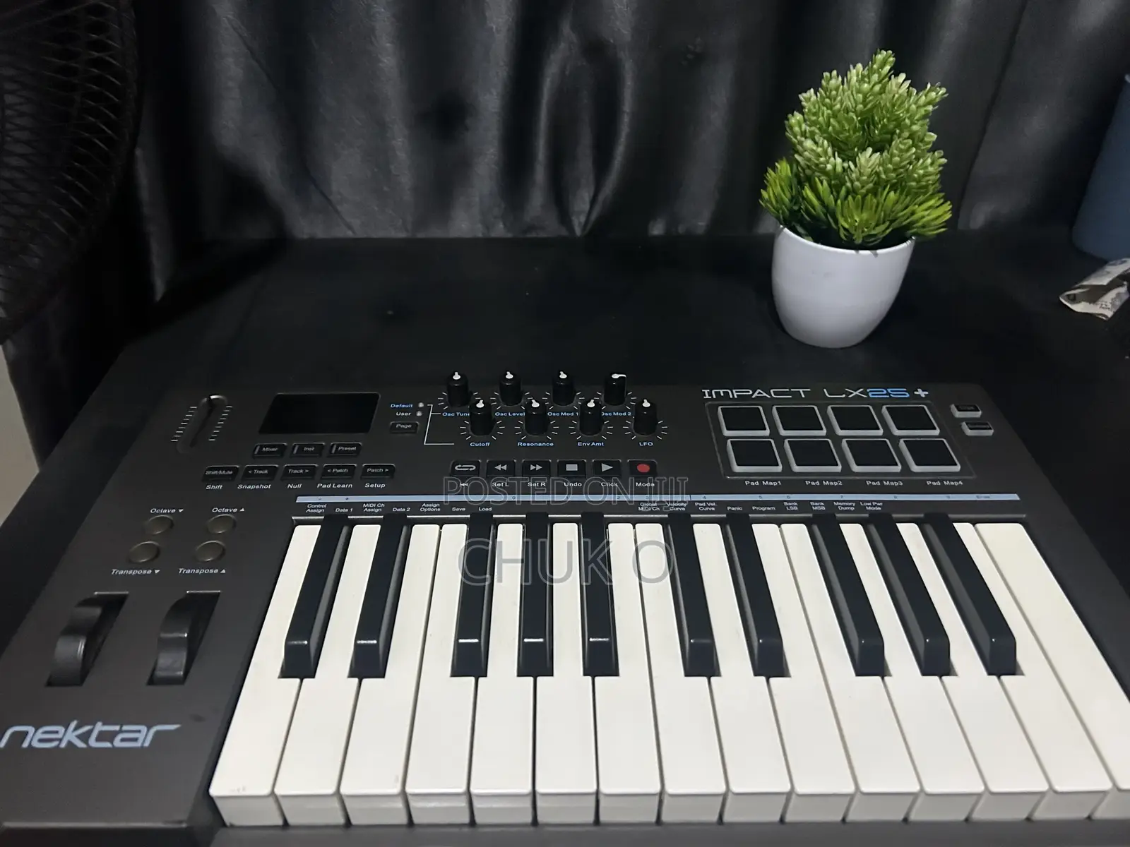 Nektar Impact LX25+ 25-Key MIDI Controller