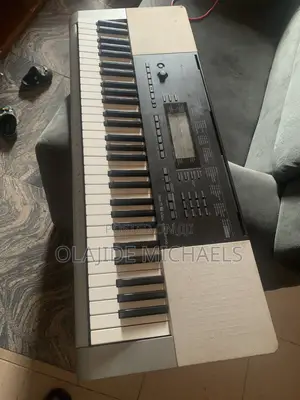 Electronic Keyboard Piano