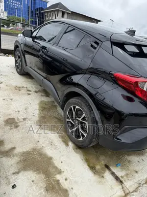 Toyota C-HR XLE 2021 Black