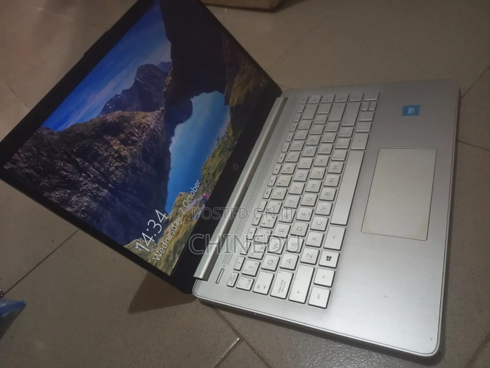 Laptop HP 14-dq2031tg 4GB Intel Celeron SSD 160GB