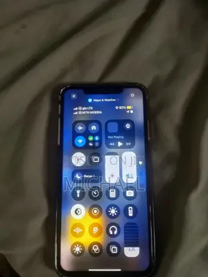Apple iPhone XS Max 64 GB Black