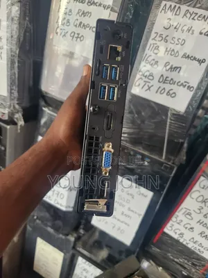 Desktop Computer HP EliteDesk 800 G3 8GB Intel Core i5 SSD 256GB