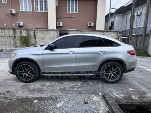 Mercedes-Benz GLE-Class 2016 Silver