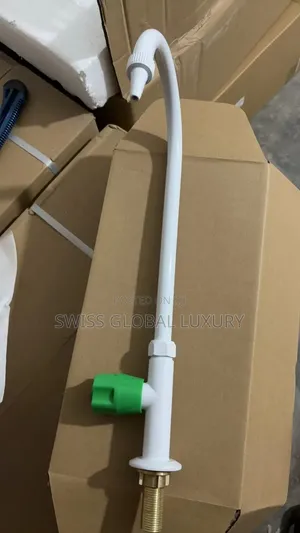 Vertical Laboratory Faucet