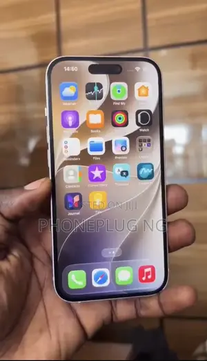 Apple iPhone 15 128 GB Gold