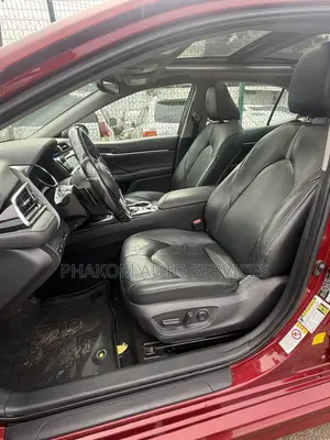 Toyota Camry XSE FWD (2.5L 4cyl 8AM) 2018 Burgundy