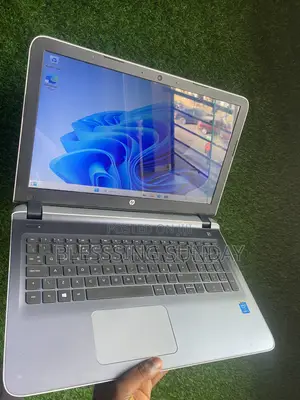 Laptop HP Pavilion 15 8GB Intel Core i3 SSD 128GB