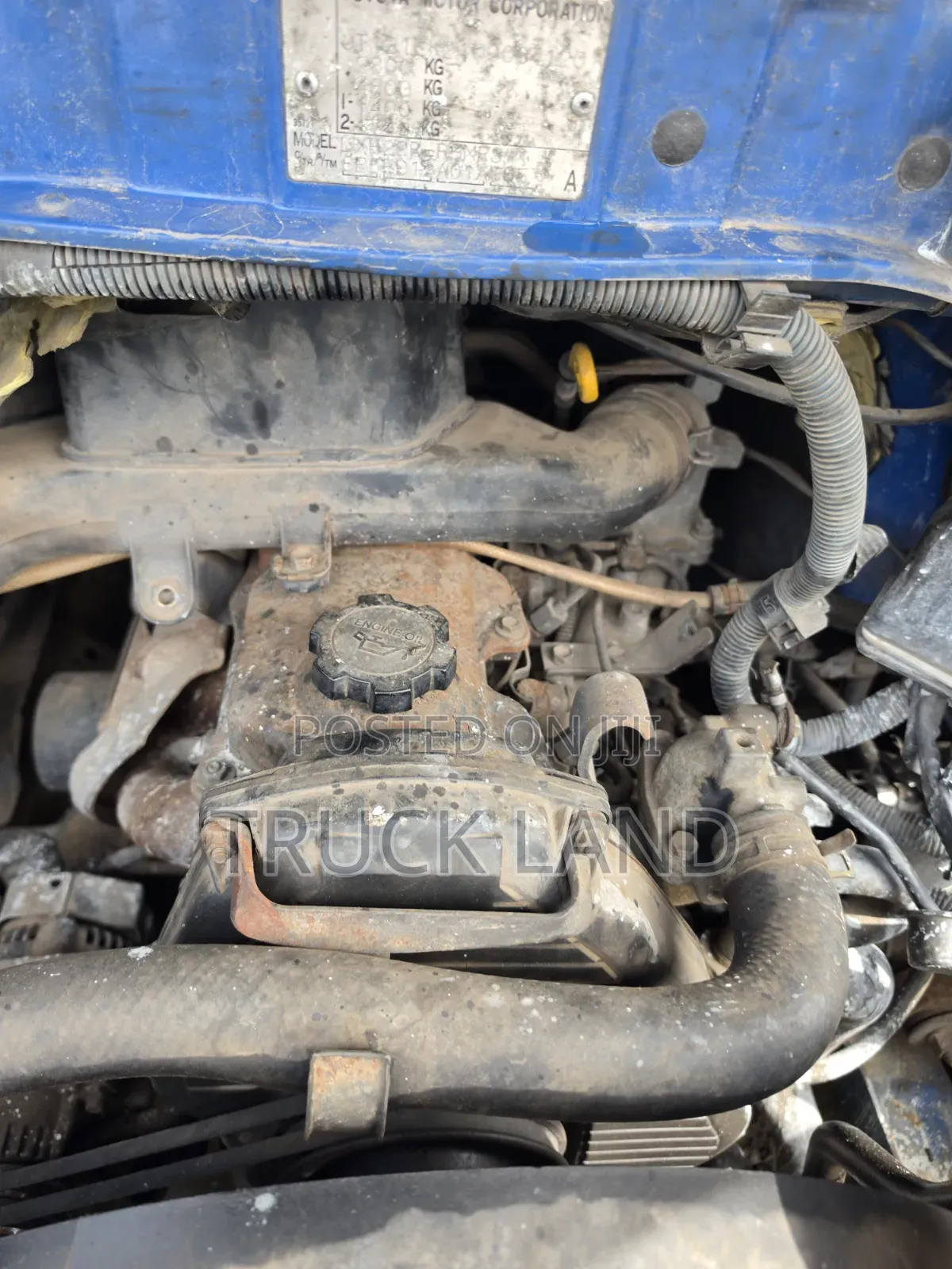Toyota HiAce 2002 Blue