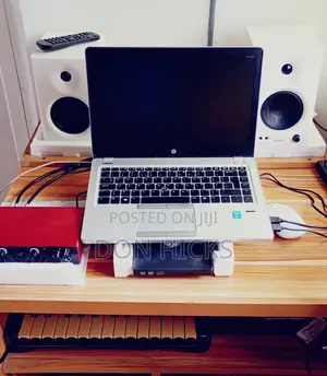 Edifier Mr4 Studio Monitor Speaker/ NAudio 2 Channel Sound Card