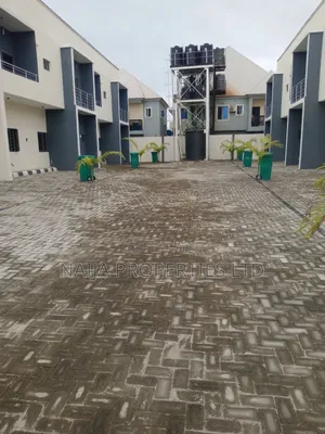 4bdrm Townhouse / Terrace in Mini Court, Sangotedo for rent