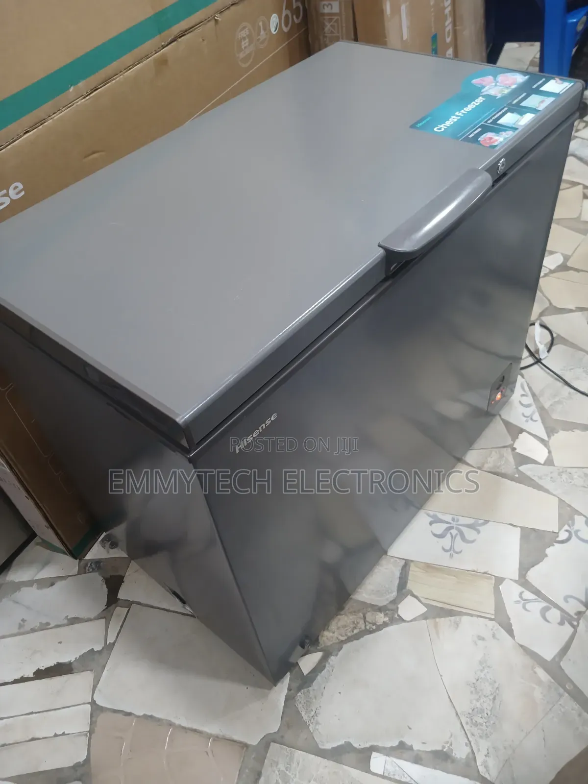Hisense Freezer 250Ltrs