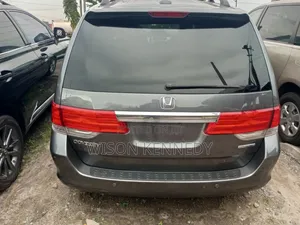Honda Odyssey 2010 Pearl