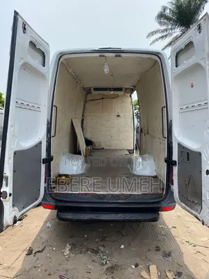 Mercedes-Benz Sprinter 2011 White