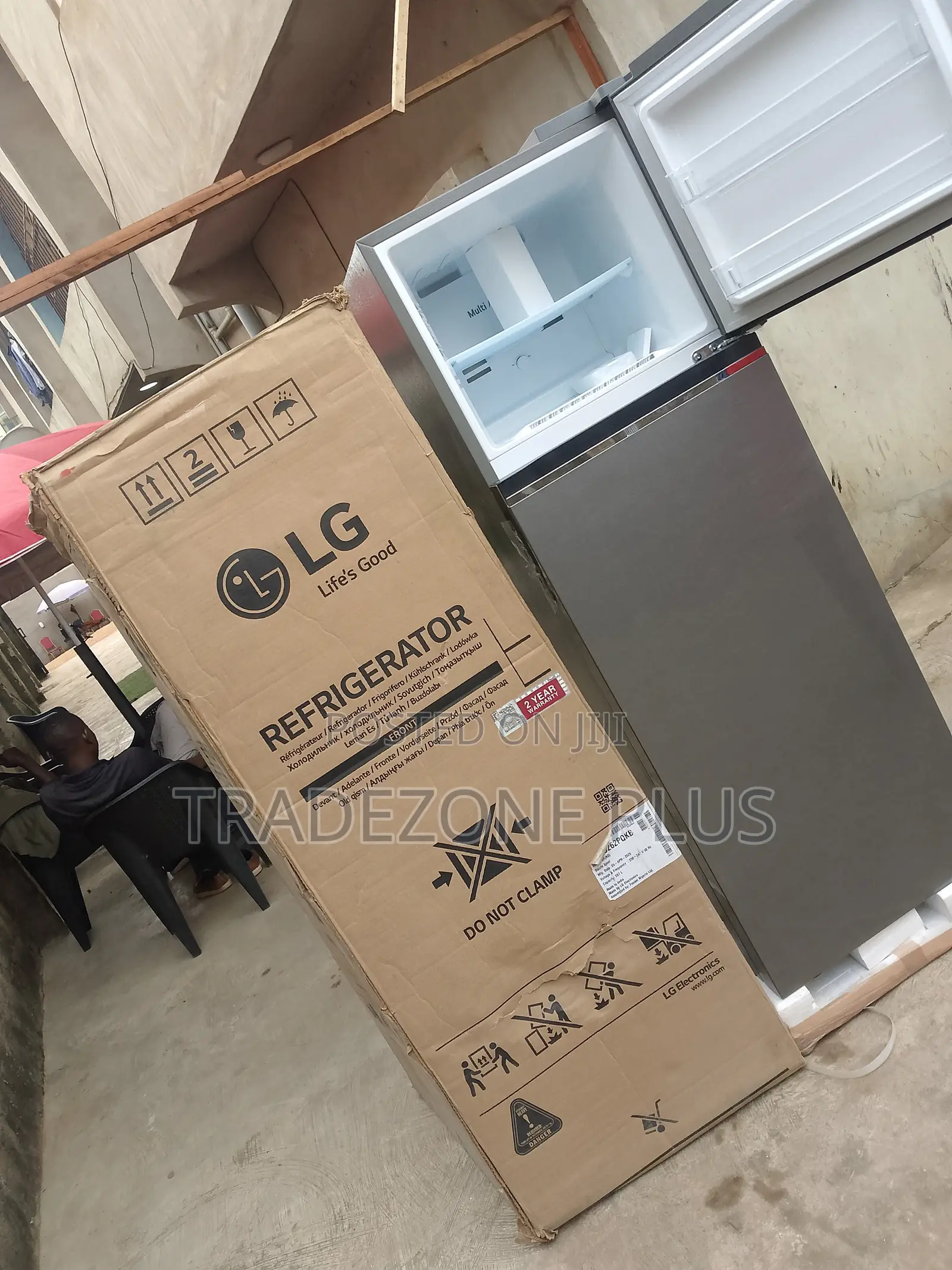 LG 287L Refrigerator With Efficient Inverter System