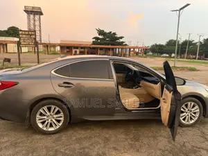 Lexus ES 350 Crafted Line FWD 2015 Gray