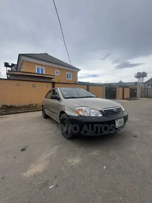 Toyota Corolla 1.8 LE 2008 Gold