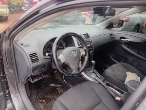 Toyota Corolla 2009 Gray