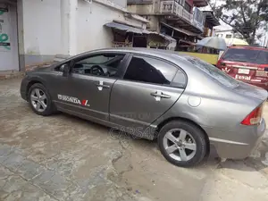 Honda Civic 2006 Gray