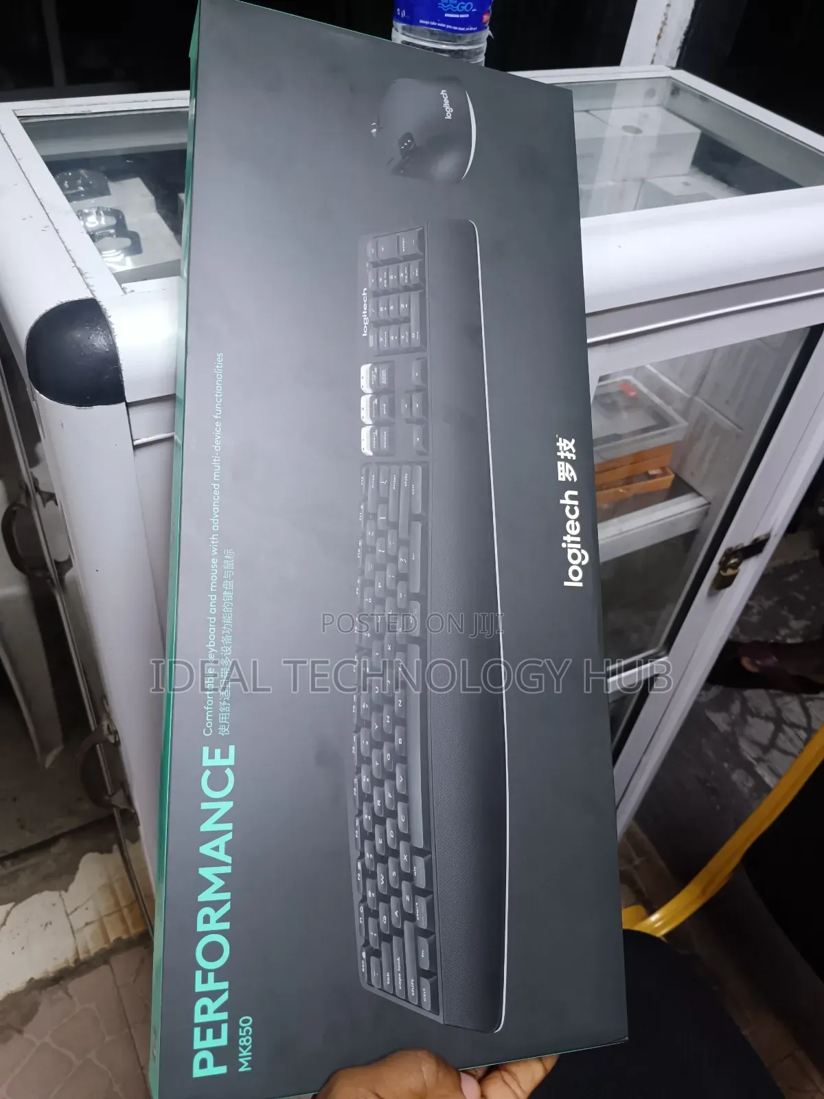 Logitech MK850 Performance Wireless Keyboard and Mouse Combo