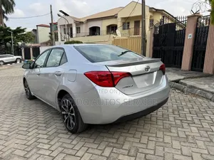 Toyota Corolla 2017 Gray