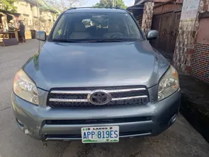 Toyota RAV4 2.0 4x4 2006 Gray