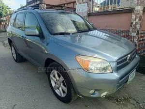 Toyota RAV4 2.0 4x4 2006 Gray