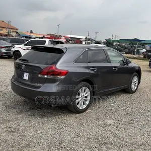 Toyota Venza XLE 4dr Wagon (2.7L 4cyl 6A) 2014 Gray