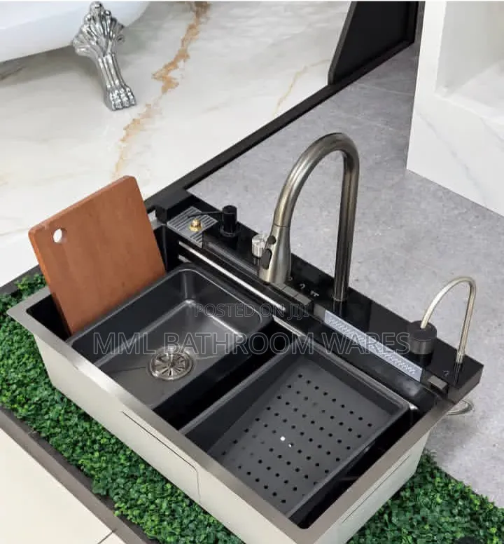 Modern Watefall Kitchen Sink With Digital Mixer Features